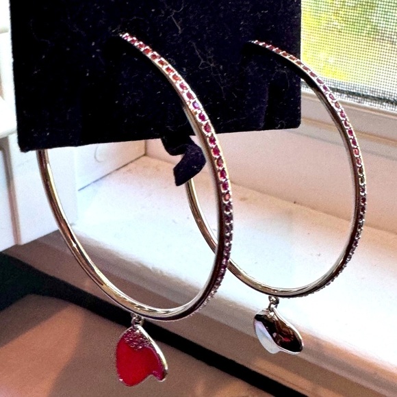 💖✨ Rhodium-Plated Crystal Hoop Earrings w/ Pink Heart Charms – Sparkly & Sweet! - Picture 2 of 14